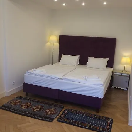 Bergamotka Nocleg ze śniadaniem 3*